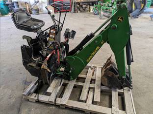 2004 John Deere 47