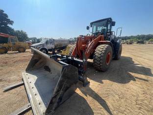 2022 Hitachi ZW220-6