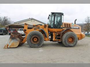 2007 Case 821E