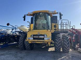 2013 New Holland CR7090