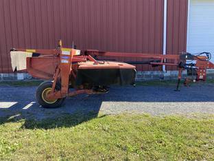 2013 New Holland H7330