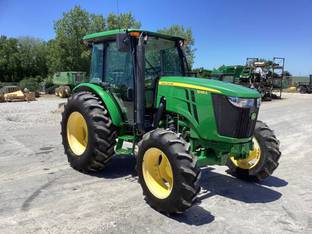 2014 John Deere 5085E