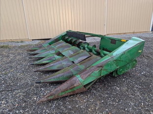 John Deere 643