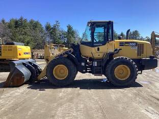 2017 Komatsu WA200-7
