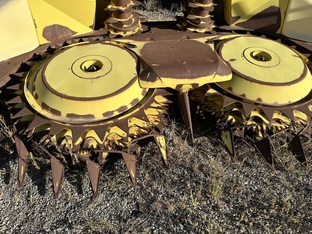 2012 John Deere 770 harvester