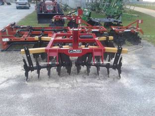 2023 BROWN BDH750-2020