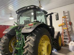 2016 John Deere 6175R