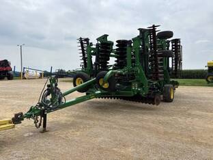2022 John Deere 2660VT