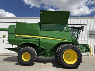 2022 John Deere S770