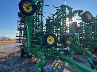 2023 John Deere 2230