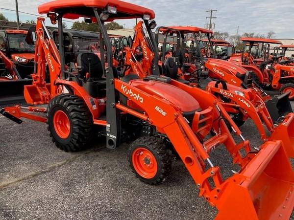 2024 Kubota B26 Tractor/Loader/Backhoe #D60605 McKeel Equipment MURRAY ...