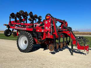 2016 Unverferth 1800