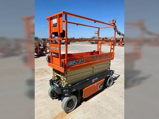 2024 JLG 2632ES