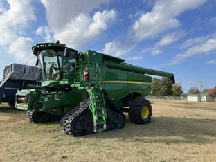 2019 John Deere S790