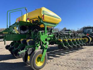 2021 John Deere 1775NT