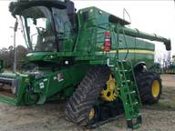 2023 John Deere S790