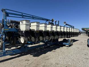 2008 Kinze 3600