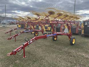 2024 New Holland PC1225