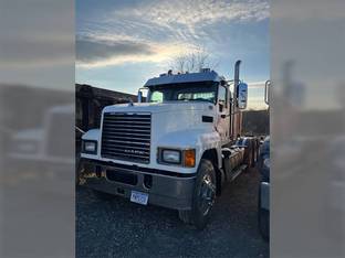 2018 Mack PINNACLE CHU613