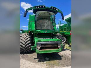 2023 John Deere S790
