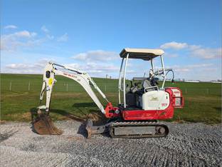 2017 Takeuchi TB216H