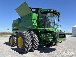 2023 John Deere S790