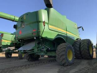 2023 John Deere S790