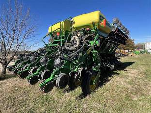 2019 John Deere 1795