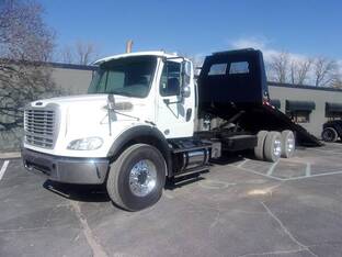 2016 Freightliner M2 112