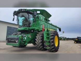 2023 John Deere S790