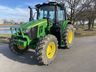 2023 John Deere 6110M