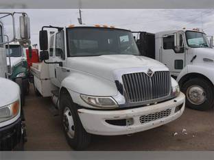 2013 International DURASTAR 4300