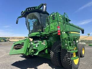 2023 John Deere S780