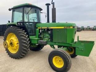 1992 John Deere 4455