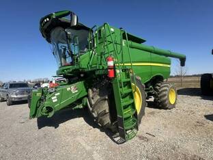 2021 John Deere S780