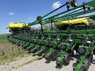 2012 John Deere DB90