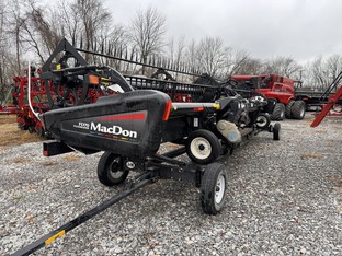 2012 MacDon Industries FD70