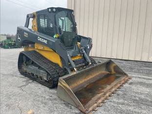 2022 John Deere 333G