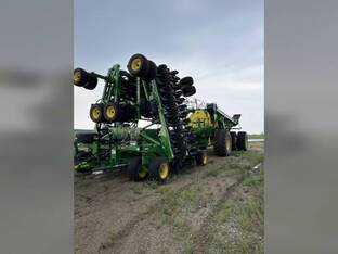 2022 John Deere N560