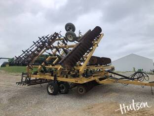 2016 Landoll 876-40-C