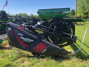 2019 MacDon Industries FD140