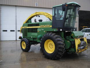 1999 John Deere 6750