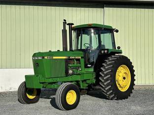 1990 John Deere 4455