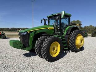 2023 John Deere 8R 410
