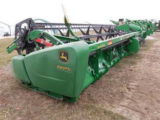2015 John Deere 640FD