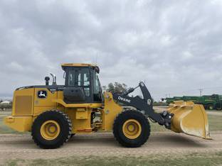2022 John Deere 624 P