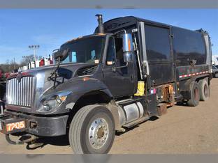 2013 International WORKSTAR 7400