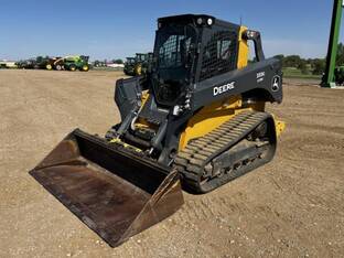 2022 John Deere 333G