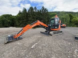 2023 Hitachi ZX60USB-5