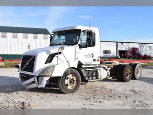 2007 Volvo VNL64T300